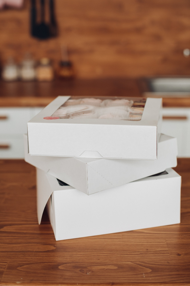 Quando vale investir em caixas sob medida mesmo com produção pequena em Guarulhos