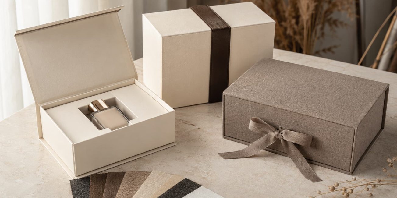 Embalagem de luxo personalizada: cotação com a Encaixe